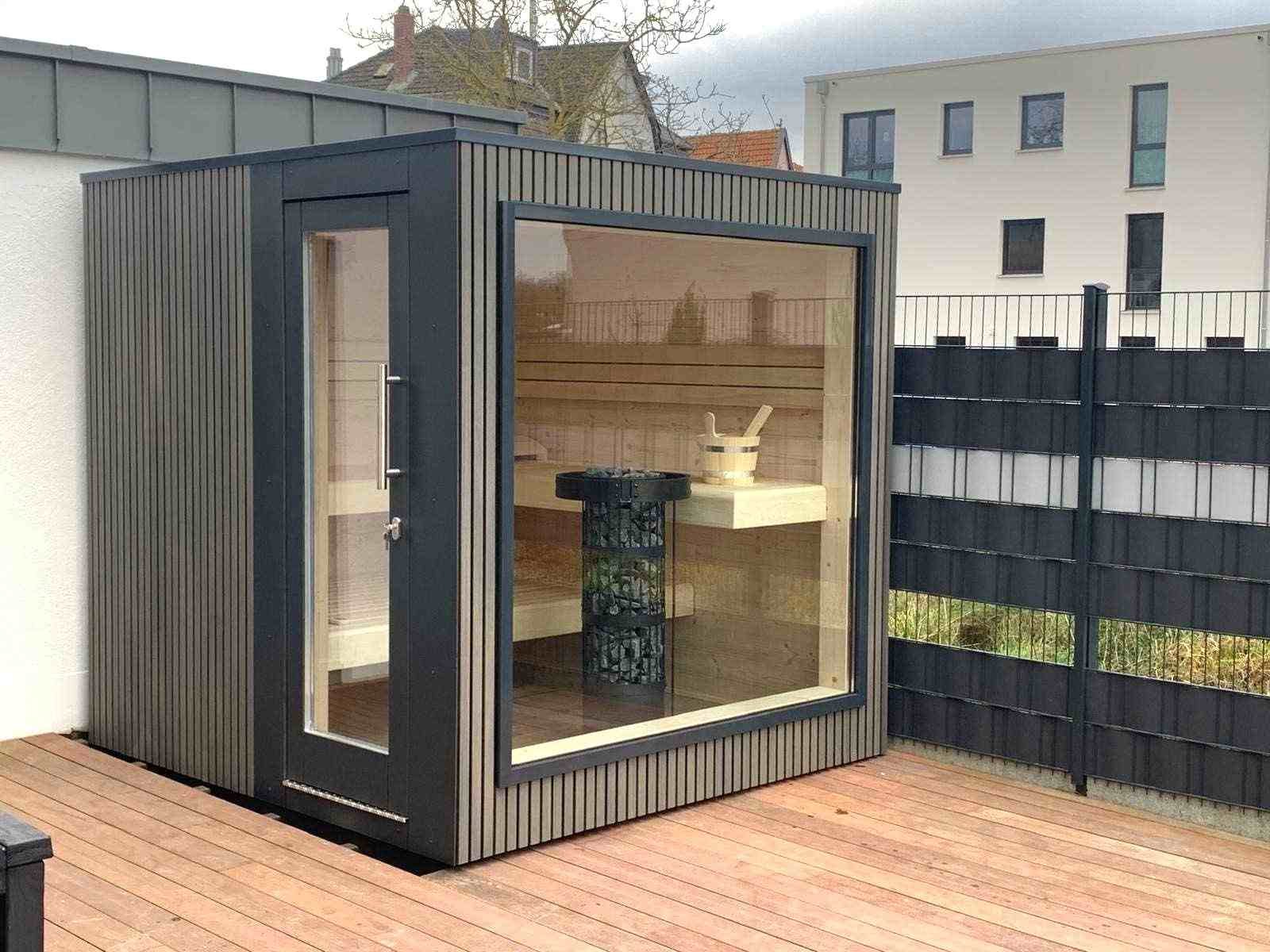 Gartensauna 2 Personen mit Ofen Holzofen liegend modern Glas klein Design Dusche kaufen 2-3-4-5-6 Personen Preis Glasfront Kosten Panoramafenster vormontiert mit Montage neu