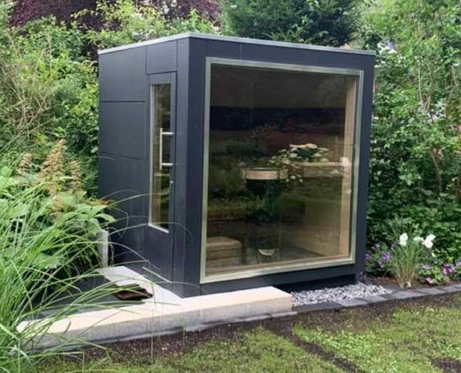 Draußen Sauna kaufen klein mini Deutschland Österreich Schweiz aus Polen 2-4 Personen Holzofen Glasfront Ruheraum Panoramafenster Außensauna Preis Kosten neu